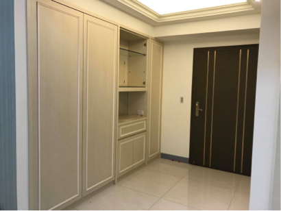 榆辰窗簾地板壁紙室內裝璜統包工程 - 