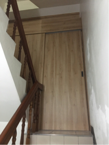 景湛木工裝潢工作室 - 樓梯上下雙拉門 景湛木工裝潢工作室 - 樓梯上下雙拉門