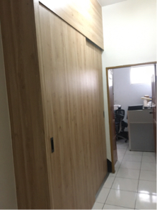 景湛木工裝潢工作室 - 樓梯上下雙拉門 景湛木工裝潢工作室 - 樓梯上下雙拉門