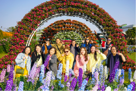 阿諴！全台灣旅遊！9人座車接送服務 - 台中中社花海