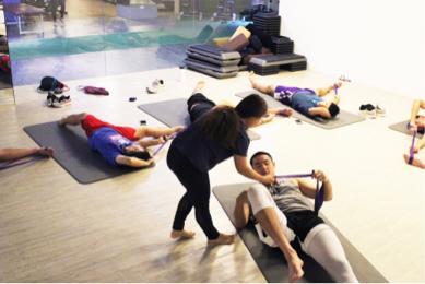 Jaly 基礎瑜珈 - 瑜珈授課