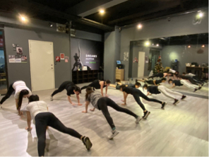 璠璠-你的體態與自信養成教練 - 