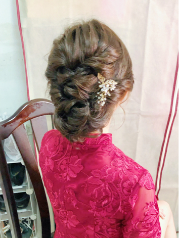 LuLu Style彩妝整體造型&手作花藝設計 - 盤髪