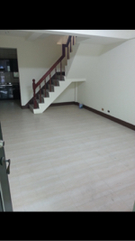 李侑陞 - 地板做拋光60x60