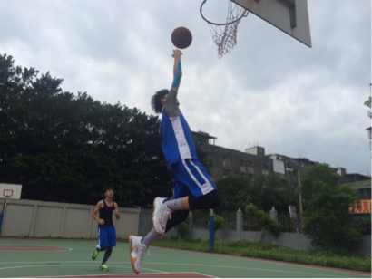 陳禹翔 - 上籃穩定度