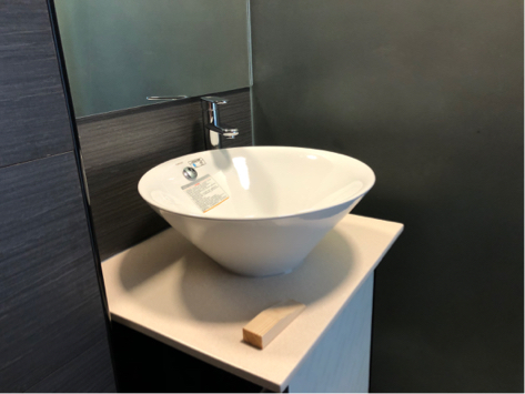 潔家淨室內設計 環保清潔工程♻️ - 廁所玻璃鏡子