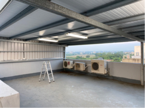 下班後水電工作室 - 頂樓安裝照明燈及拉線