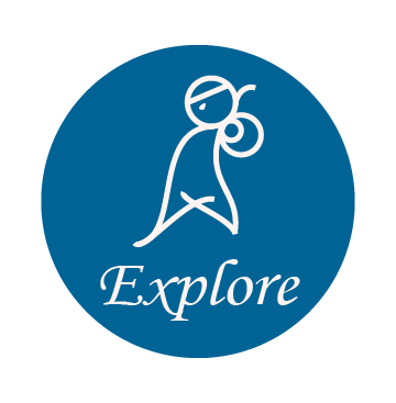 伊斯博工作室 - Explore，中譯:探索，圖中的小人物由"Explore"所組成，它代表的正是我們自己，背後背起屬於自己的包袱與工具，在這個廣大的世界不斷探索新的事物與見聞。
設計師：Cash
作品類別：logo
名稱：小人物大探險家