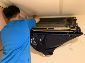 黑黑冷氣清洗 - 