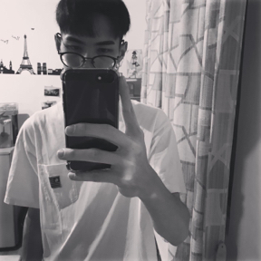 劉冠呈 - 聯絡資訊：Line calvinliu1107