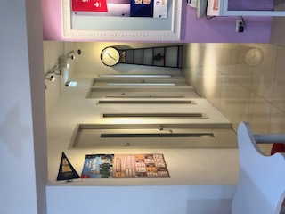 美樂英語顧問 - ebs美樂_走道