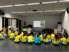 游沛涵 - 薇閣國中教學實習現場