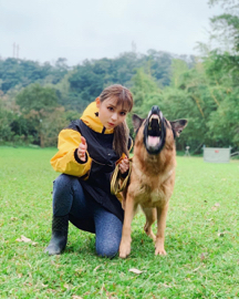 狗狗訓練師 李薇 - 警戒攻擊 狗狗訓練師 李薇 - 警戒攻擊