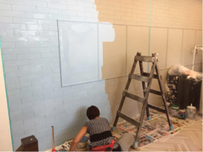 江先生 - 新年重新粉刷 換新色