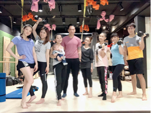 徐裕勝Luke - Luke教練和學生合照