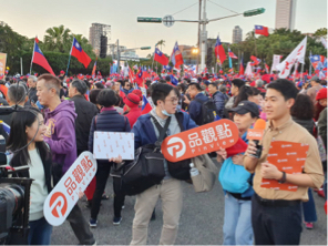 吳哲宜 - 總統大選前夕採訪工作照