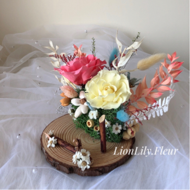 賴恩莉莉花藝設計 - 永生花名片架