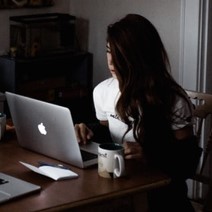 提供公關pr服務的專家新聞稿小姐