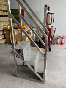 罡昇有限公司 - 白鐵樓梯