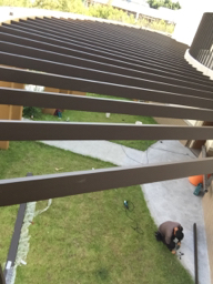 極鋒鋼鋁有限公司 - 