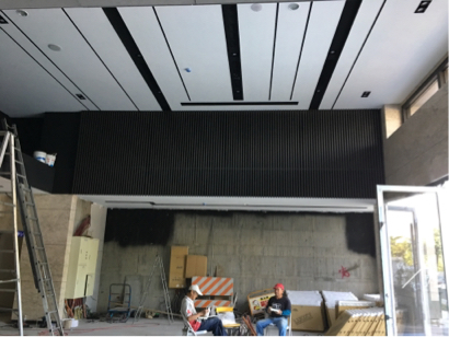 極鋒鋼鋁有限公司 - 