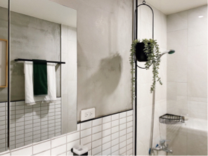 瀚埕設計工程有限公司 - 委任室內設計專案；此案為室內舊屋翻新再造工程-浴室設計；洗澡是人一天最放鬆最無防備心的時候，好的浴室設計使一天的疲憊全數放下。