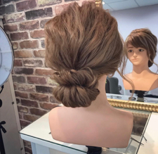 Aliray艾莉瑞新娘造型.美睫.形象設計.彩妝課程 -  韓式低盤髮 Aliray艾莉瑞新娘造型.美睫.形象設計.彩妝課程 -  韓式低盤髮