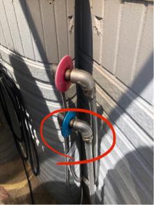 群正水電工程行 -  客戶家的儲熱桶沒裝逆止筏，儲熱桶熱水回流到冷水，導至機器異常