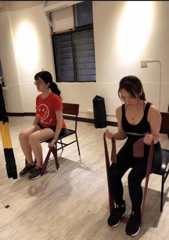 HOWFIT輕適能空間-阿瑞教練 - 