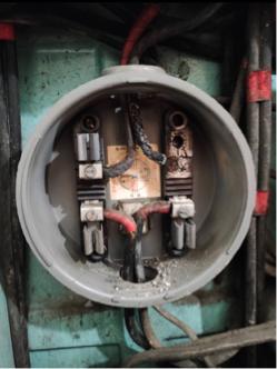 群正水電工程行 - 客戶主幹線不夠大，導致電線走火（電線入戶端燒毀）幹線警急更新