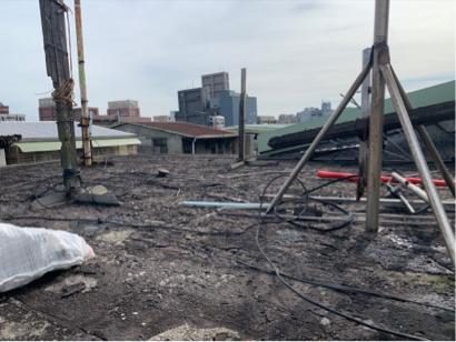 弘大企業社/施人弘 - 屋凸樓板漏水