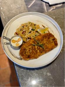 Andy - 香煎鱸魚搭米型麵
