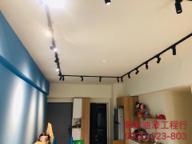 專業油漆工程行 - 主牆跳色：天空藍