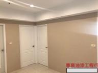 專業油漆工程行 - 主牆跳色：奶茶色