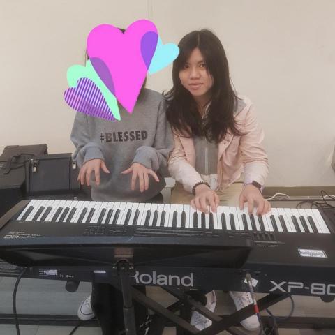 臺北市大安區延吉街68-3號 - 多年台上彈琴奏曲