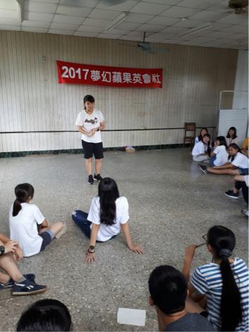 University of Melbourne - 共同舉辦英語會話社夏令營課程給學弟妹參與 