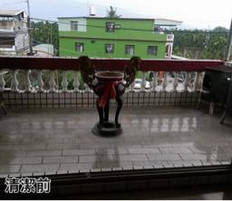 專業拆除_妮妮 - 清潔前