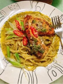 KIKI私人工作室 - 鮭魚青醬意大利麵 KIKI私人工作室 - 鮭魚青醬意大利麵