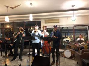 陳禹君 - 璞石咖啡館