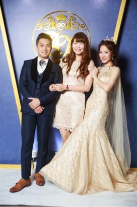 敲敲愛活動企劃團隊 - 與新人合照