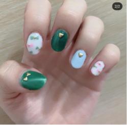 天茶館 - 幫客人做的美甲