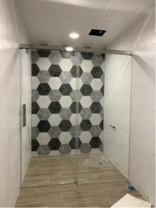 陳俐穎 - 一字型緩衝無框橫拉門