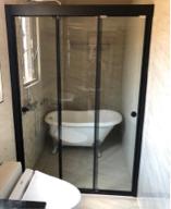 陳俐穎 - 工業風黑框連動門