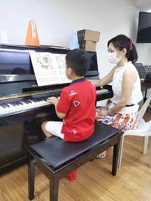 蘭婷老師音樂教室 - 幼兒個別鋼琴課