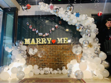 品晨魔幻表演家族 - 