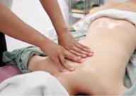 按摩專家 - 客戶的痠痛點進行舒壓