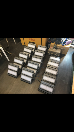 昶玖建築材料有限公司 - 戶外LED投光燈