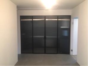 鋐鍏鋼鋁有限公司 - 隔間拉門