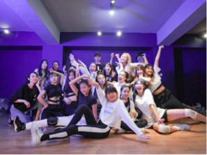 Coco - 舞蹈進修學生大合照