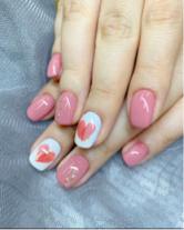 白雲美甲個人工作室 - 朵朵愛心（手部保養 指甲彩繪）